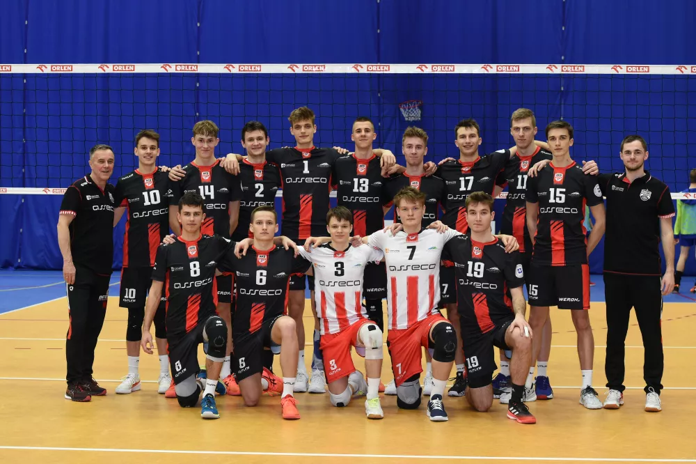 AKS RESOVIA RZESZÓW 2021/22 - JUNIORZY